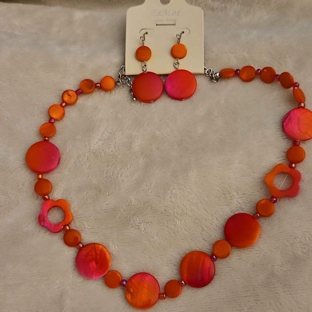Vtg ES MOR 1980s Neon Hot Pink Circle Floral Shell Necklace and Earring Set - Picture 2 of 7
